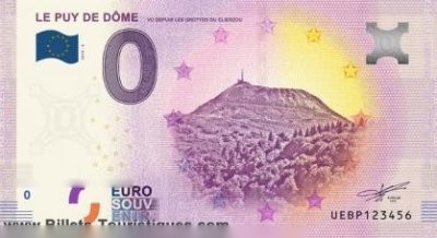 LE PUY-DE-DÔME VU DEPUIS LES GROTTES DU CLIERZOU