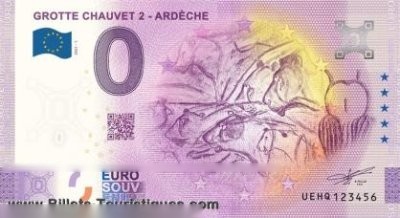 GROTTE CHAUVET 2 - ARDÈCHE