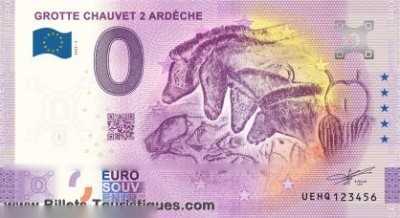 GROTTE CHAUVET 2 - ARDÈCHE