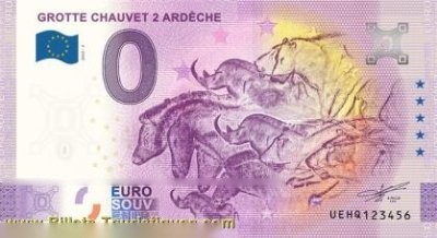 GROTTE CHAUVET 2 - ARDÈCHE