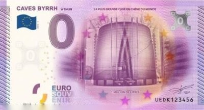 CAVES BYRRH A THUIR - LA PLUS GRANDE CUVE EN CHÊNE DU MONDE