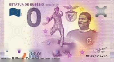 ESTÁTUA DE EUSÉBIO ESTÁDIO DA LUZ